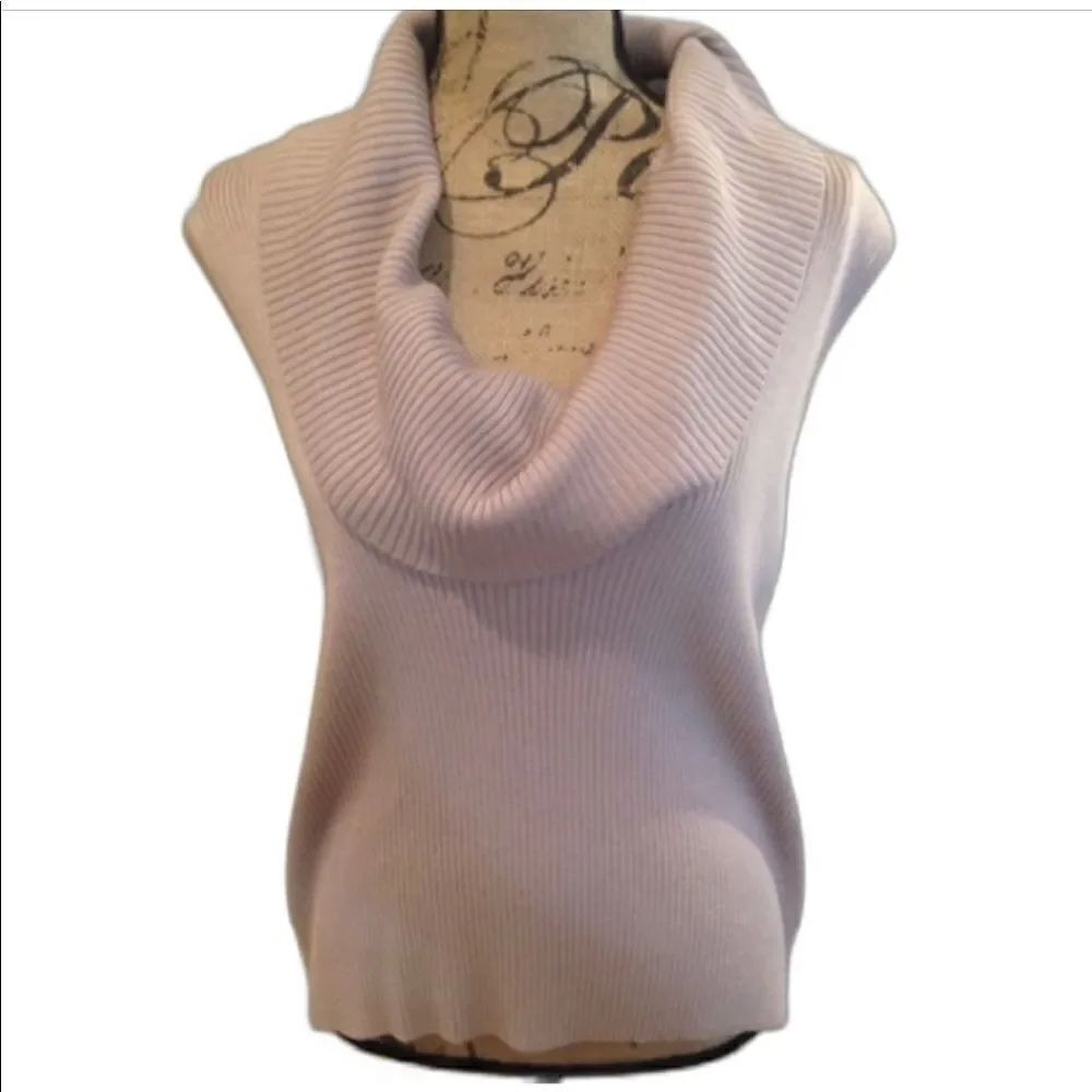 St. John Lavender Ribbed Cowl Neck Sleeveless size L